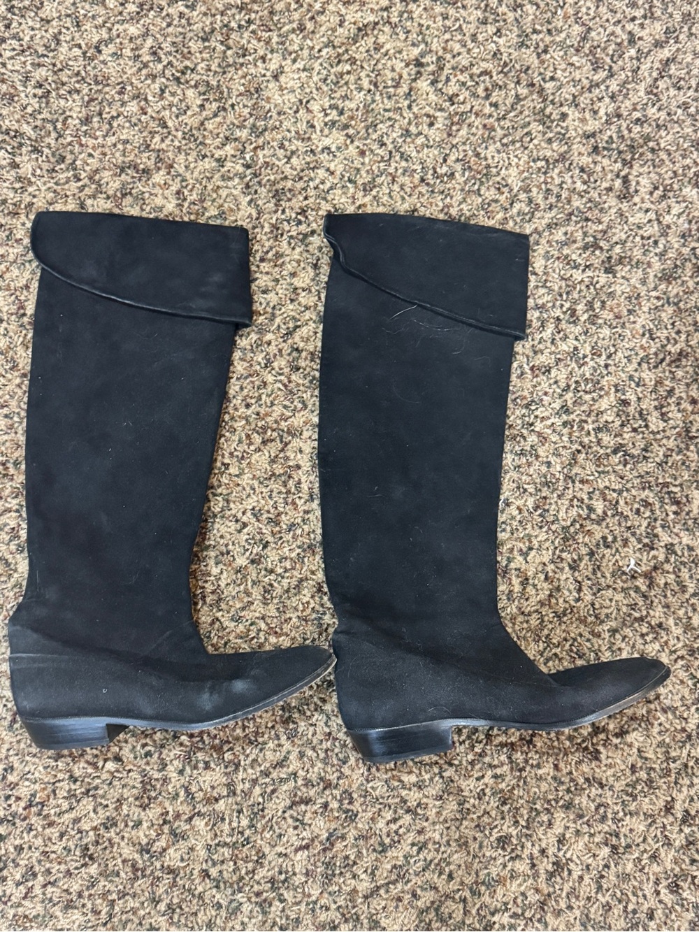 Women’s Black Knee-High Suede Boots